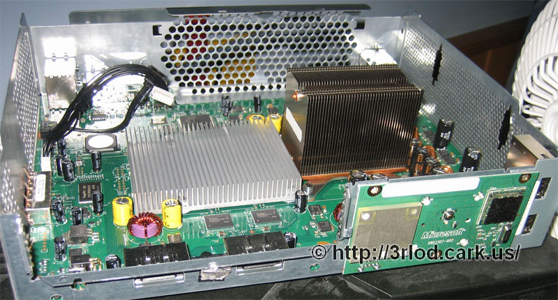 Ready to overheat the Xbox 360 to reflow the solder under the chips.